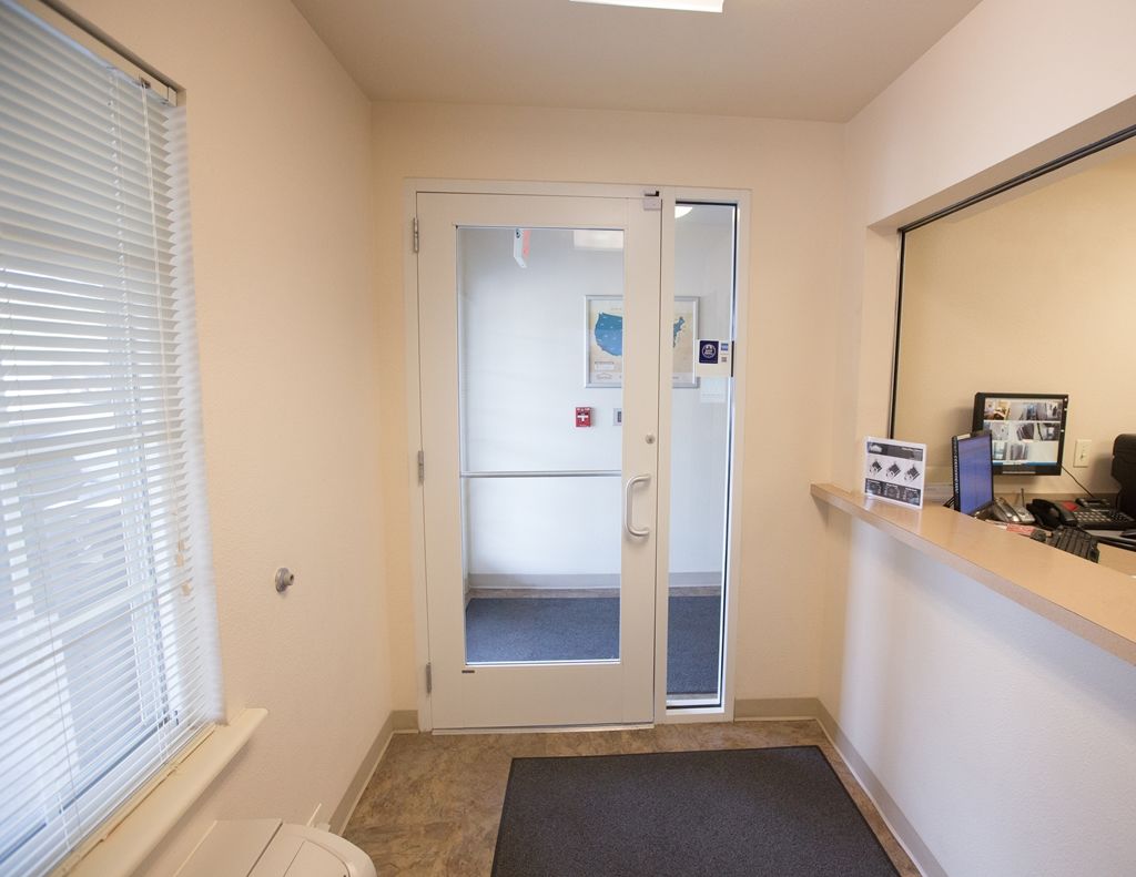 Woodspring Suites Kansas City ليبرتي المظهر الداخلي الصورة
