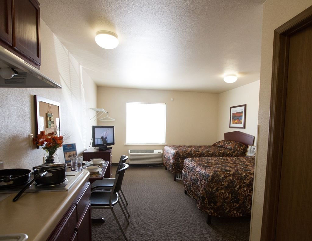 Woodspring Suites Kansas City ليبرتي الغرفة الصورة