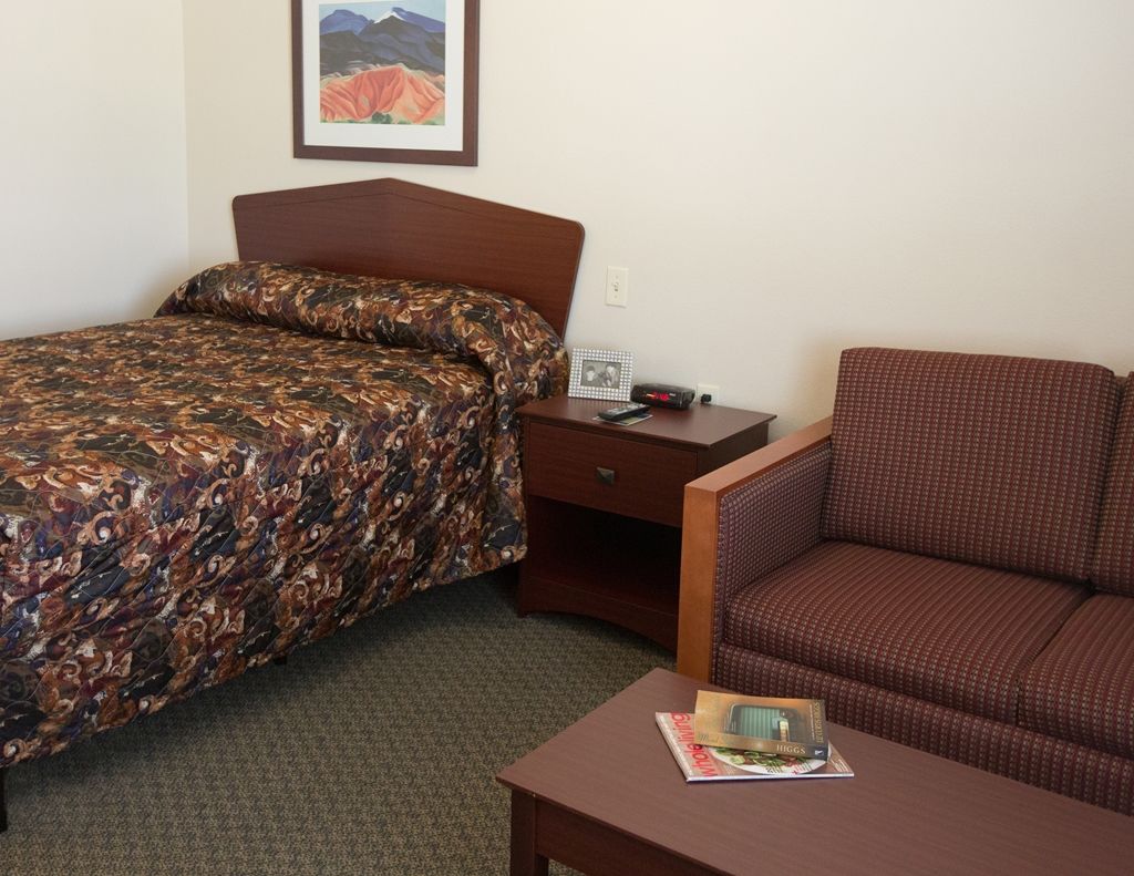 Woodspring Suites Kansas City ليبرتي الغرفة الصورة